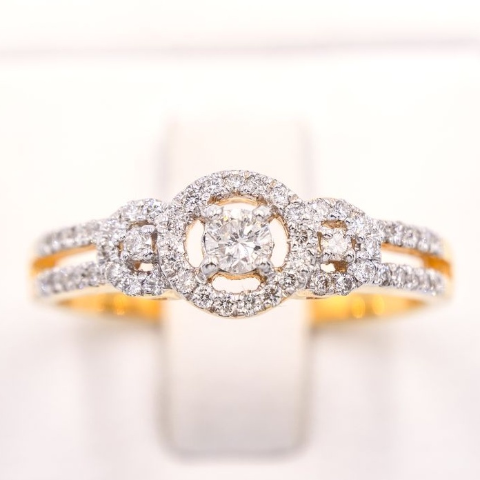 Happy jewelry แหวนเพชร  แหวนล้อม 3 วง บ่าเพชรคู่ แหวนทองเพชรแท้ ทองแท้ 37.5% ME870