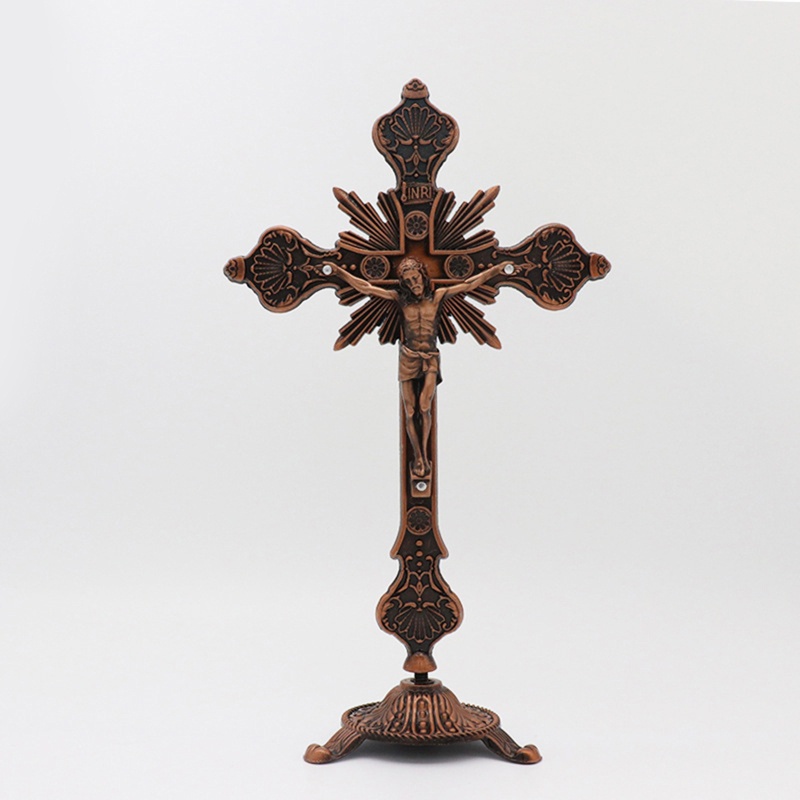 Estone Intricate Tabletop Crucifix Sculpture สําหรับตกแต่งสํานักงาน Alter Sculpture