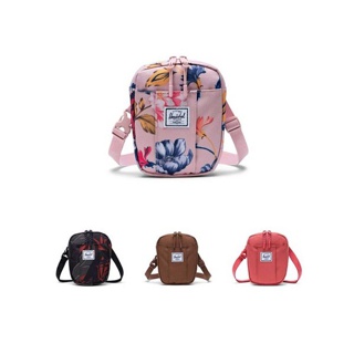 Herschel Supply กระเป๋าสะพายข้าง รุ่น Cruz