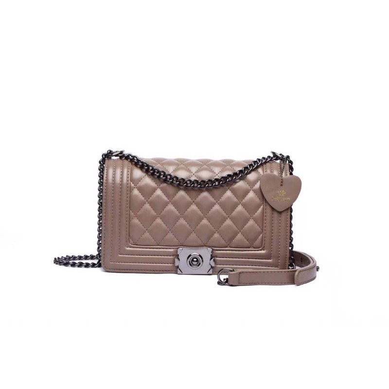 กระเป๋าแฟชั่น  Proud