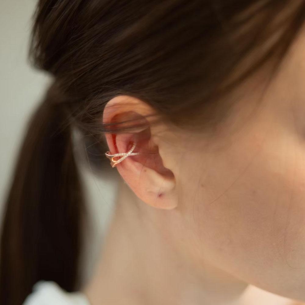 [ส่งด่วนฟรี]SWAN – Cross Ear Clip ต่างหูหนีบเงินแท้ คล้องหู ไม่ต้องเจาะ ฝังเพชรคิวบิกเซอร์โคเนีย ราคา ถูกที่สุด ดีลบีเคเค แกลเลอรีภาพที่ 3