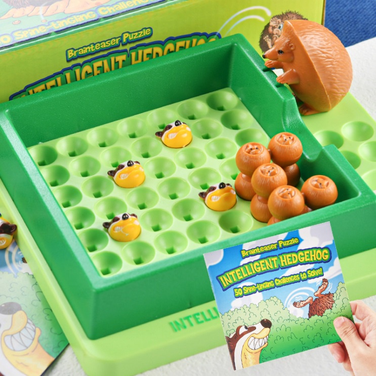 Intelligent hedgehog escape board game เม่นน้อยตามหาแม่ บอร์ดเกมช่วยลูกเม่นกลับไปหาแม่ เกมฝึกไหวพริบ ฝึกสมอง logic game