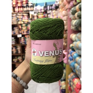 ไหมพรมเส้นเล็ก 4ply Venus ปริมาณ 75 กรัม/ราคาก้อนละ 60 บาท แพ็คละ 230 บาท