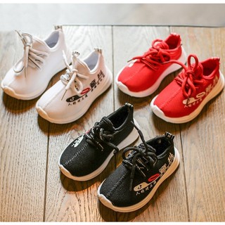 รองเท้าผ้าใบ Yeezy Kid สินค้าเด็กคุณภาพจาก IdeaKidShop