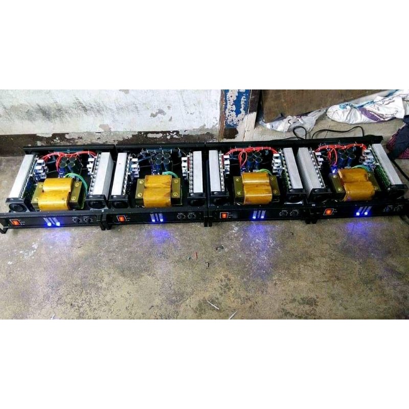 เพาเวอร์แอมป์รุ่น TR 2000 วัตต์