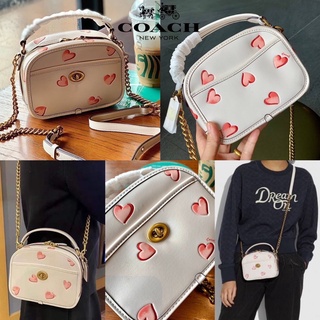 COACH LUNCHBOX TOP HANDLE WITH HEART PRINT ((C3920))