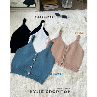 Kylie crop top - เสื้อครอปไหมพรม กระดุมแกะได้จริง