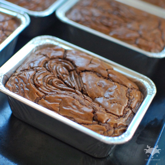นูเทลล่าบราวนี่ หน้ากรอบ เนื้อหนึบ เข้มข้น | ส่งทั่วประเทศ (Nutella Brownie)
