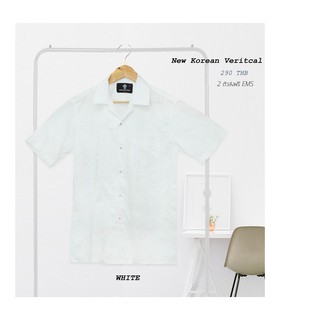 แขนสั้นลายริ้วคู่ผ้าคอตตอนซาตินสีขาว ราคา 290 เท่านั้น!!! KOREAN VERTICAL SHORT SLEEVE SHIRTS