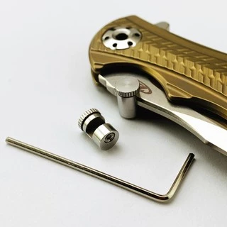 ปุ่มเปิดมีด (knife push bottom) ปุ่มมีด ปุ่มเปิดมีดพับ ปุ่มมีดพับ ใช้กับมีดสันหนาไม่เกิน 3mm พร้อมน็อตและประแจขัน