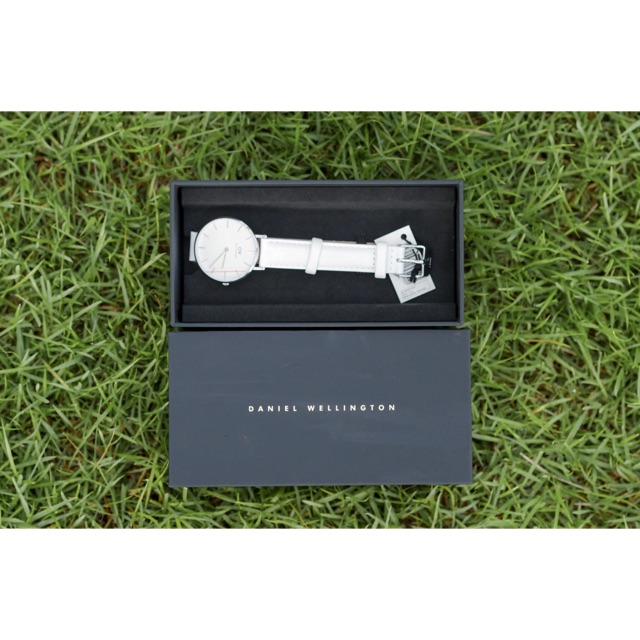 นาฬิกา Daniel Wellington ใหม่ แท้ 100%