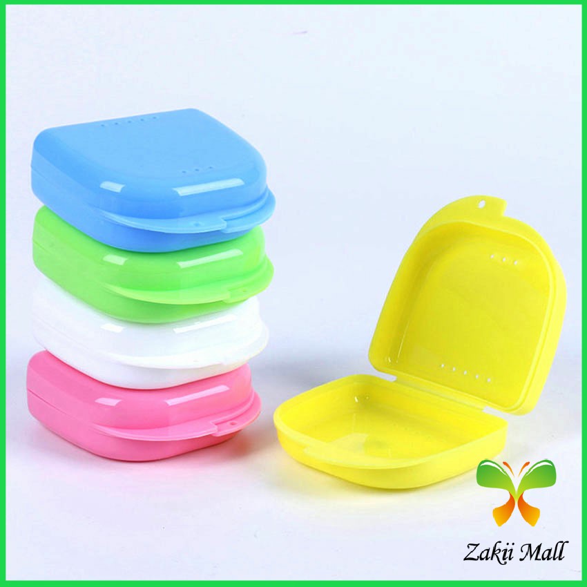 Eos Center กล่องใส่รีเทนเนอร์พกพา กล่องใส่รีเทนเนอร์สีสดใส มีรูระบายอากาศ  พลาสติกแบบหนา Silicone Braces Box