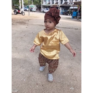 ชุดผ้ามันคอกลม(เสื้อ+โจง)ไม่รวมผ้าคาดเอว เด็กชาย คาดเอวสีทองแจ้งในแชทก่อนสั่งนะค่ะ