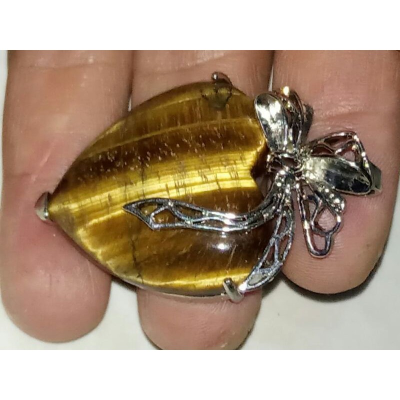 หินตาแมวโบราณธรรมชาติ,รัก (จี้) 29,9x29,5x7,4mm Rp. 60,000