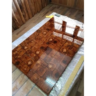 น้ำยาเรซิ่น Epoxy สูตรไม่ฉุน เคลือบใส หล่อใส เทได้ในตัวเดียวกัน 1.5kg (จิวเวอรี่ เคสโทรศัพท์ เทพื้นโต๊ะ) ส่งฟรี