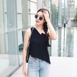 Basics &amp; Neutrals เสื้อไหล่เดียว One-shoulder Top