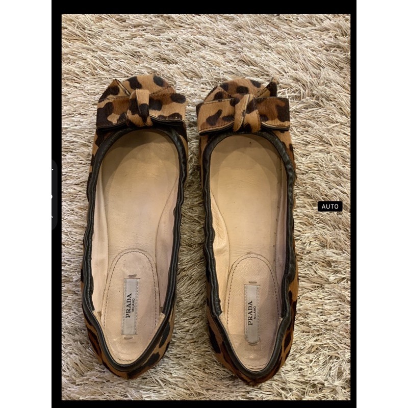 รองเท้า Prada แท้ 100%