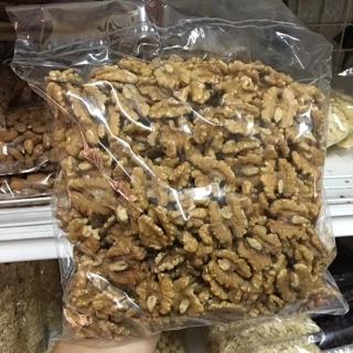 วอลนัทดิบ1กก. (Raw Walnut) เม็ดนำเข้าจากUSA ปลีก-ส่ง