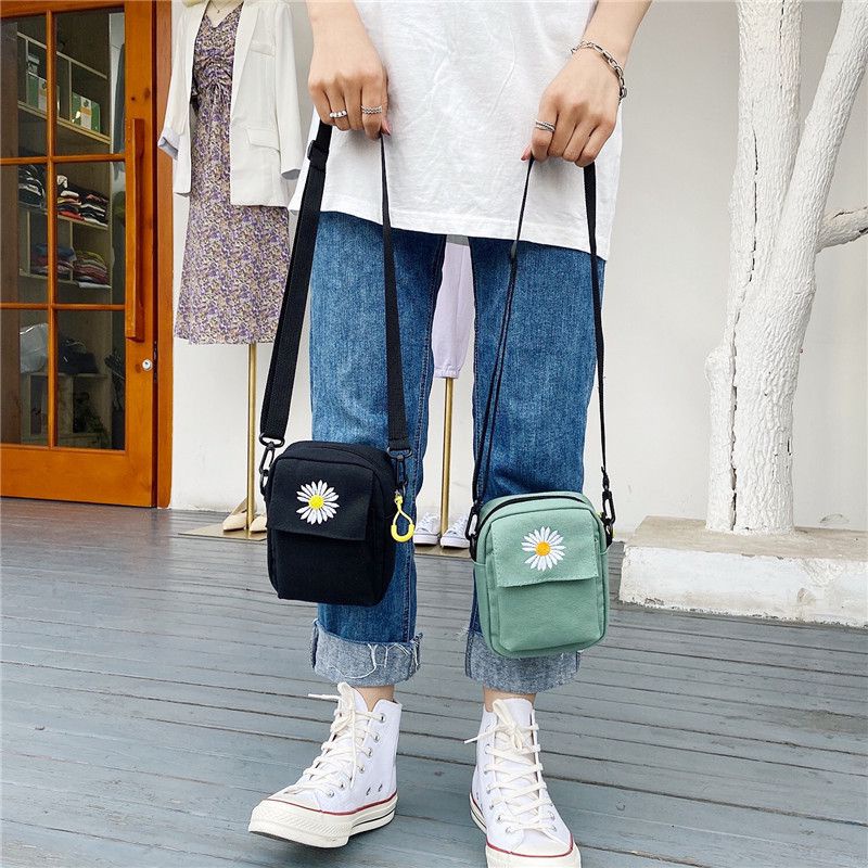 กระเป๋าสะพาย2021－มี 4 สีให้เลือก กระเป๋าผ้าแคนวาส สไตล์เกาหลี น่ารัก ปรับสายได้
