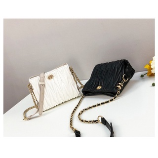 EVERY FASHION E02 กระเป๋าหนังนิ่มทรง Crossbody ดีไซน์เกาหลี ที่มาพร้อมสายBag Strap แบบโซ่ผสมหนัง ราคาน่ารัก พร้อมส่ง