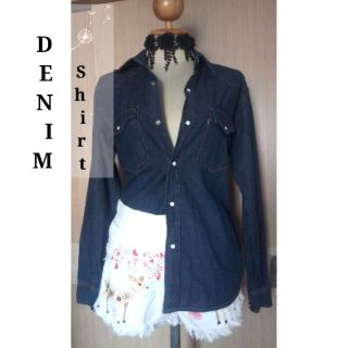 เสื้อเชิ้ตผ้ายีนส์ women