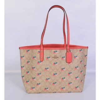 COACH TOTE IN SIGNATURE CANVAS WITH STRAWBERRY PRINT