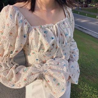 เสื้อผ้าแฟชั่นเกาหลี เสื้อเเขนยาวลายดอกไม้💐 ผ้าชีฟองมีระบายตรงเเขน ใส่เเล้วน่ารักมาก