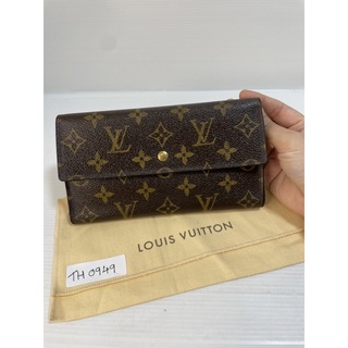 กระเป๋าสตางค์ Louis Vuitton trifold monogram wallet 3พับใบยาว