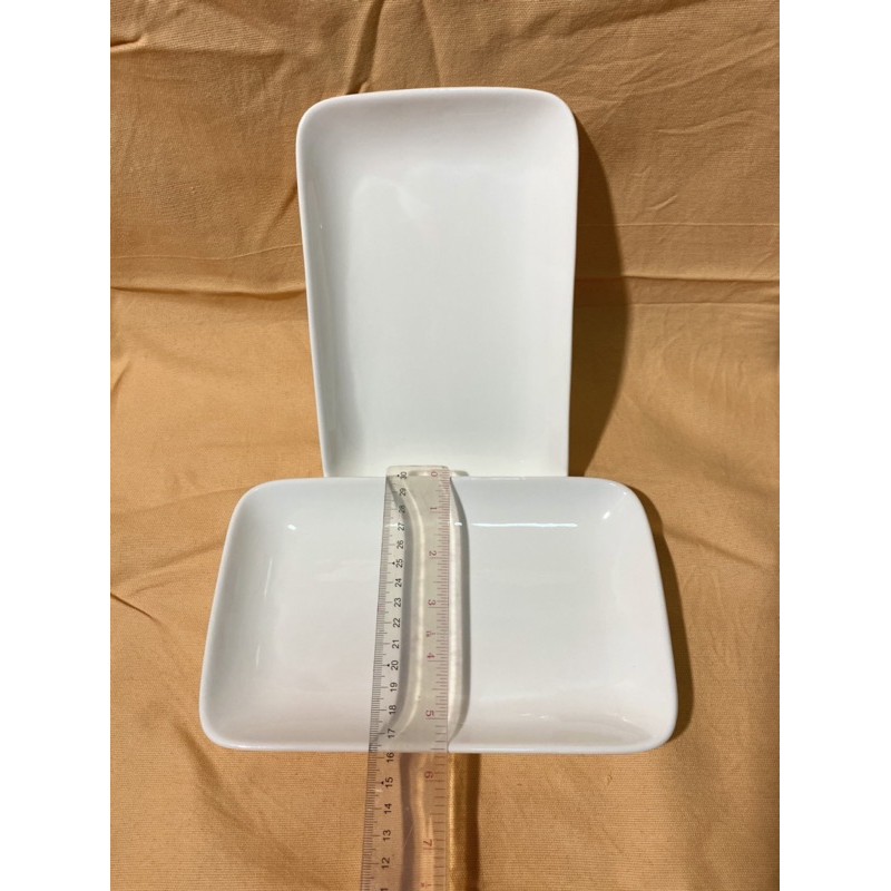 จานเซรามิคสี่เหลี่ยมยาว ขนาด9