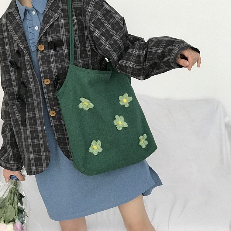 Look.hive กระเป๋าผ้าดอกไม้ Flowers tote bag  กระเป๋าผ้าแคนวาส กระเป๋าผ้าน่ารัก T032