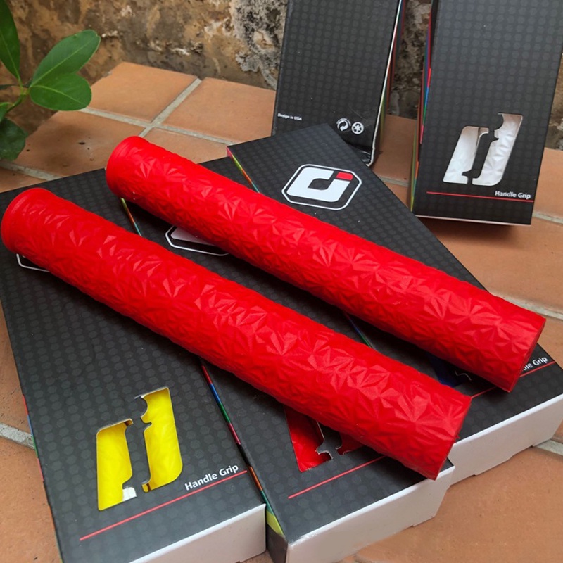 อุปกรณ์แฮนด์มือจับ แบบนิ่ม น้ําหนักเบา สําหรับรถจักรยานพับได้ 22.2 มม.