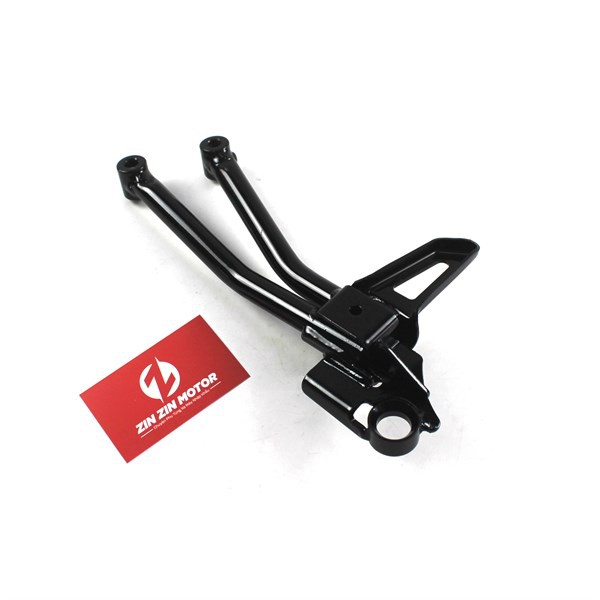 พักเท้าหลังขวา - GSX S150, GSX R150 - 43810-23K00-000 - มอเตอร์ Zin Zin