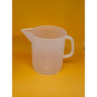 เหยือกใส่น้ำพลาสติก ถ้วยตวง Plastic Jug กระบอกตวง บีกเกอร์มีหูจับ 500ML 1000ML 2000ML  3000ML ยี่ห้อ Polylab