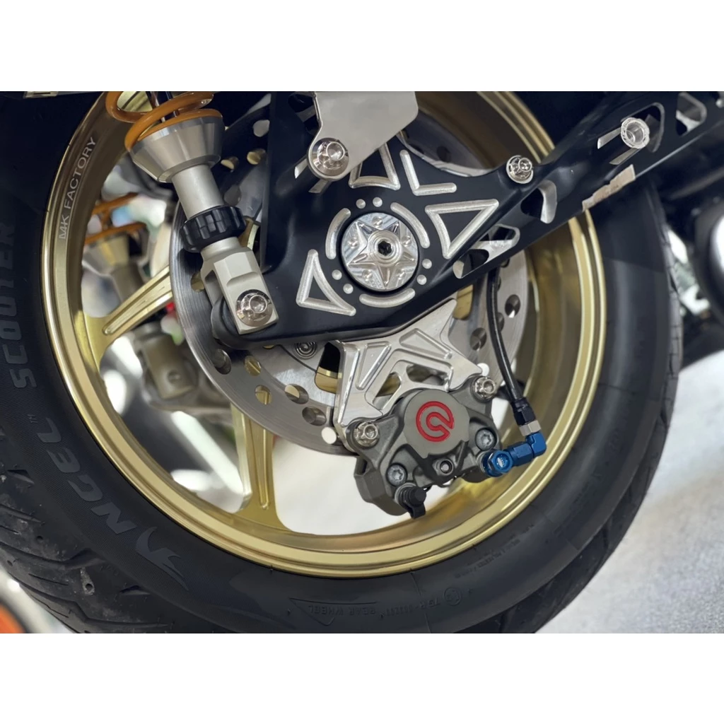 ปั๊มเบรคล่าง BREMBO ปักข้าง เทาโลโก้แดง thumbnail 10