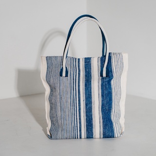 OMU Tote Bag กระเป๋าโท้ท ทรงสูง เรียบง่ายทันสมัยตัดเย็บจากผ้าทอชนเผ่าปกาเกอะญอ _ซับในผ้าทอ เป็นงานสั่งทำ 45-60 วัน_De