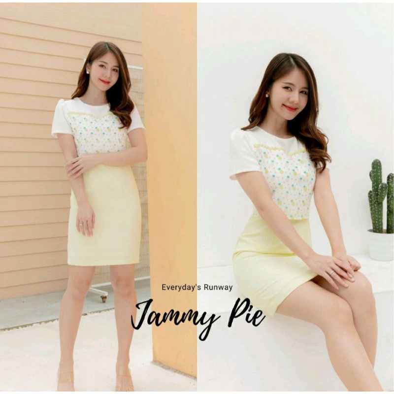 ชุดใหม่ everyday runway