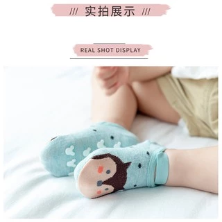 พร้อมส่งจากไทย! ใหม่ ถุงเท้าเด็กข้อสั้น ถุงเท้ากันลื่น มีสายรัดไม่หลุดง่าย ใส่สบาย ผ้านิ่ม ลายน่ารักมากกก w23