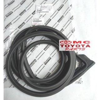 ยางประตูหน้าซ้าย Toyota Innova Reborn 67862-0K090