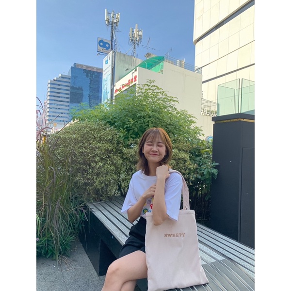 𝗖𝗼𝗿𝗱𝘂𝗿𝗼𝘆 𝗯𝗮𝗴 🧸กระเป๋าผ้าลูกฟูก  กระเป๋าผ้าลูกฟูกนุ่มๆ น่ารักมาก