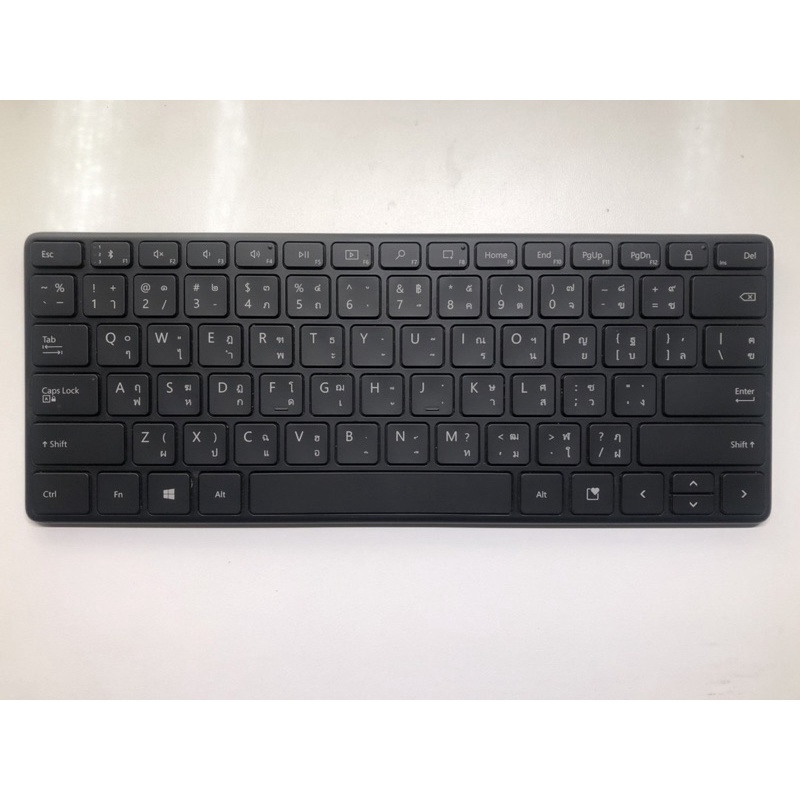 *มือสอง* Microsoft คีย์บอร์ดบลูทูธ Designer Compact Keyboard เชื่อมได้สูงสุด 3 เครื่อง