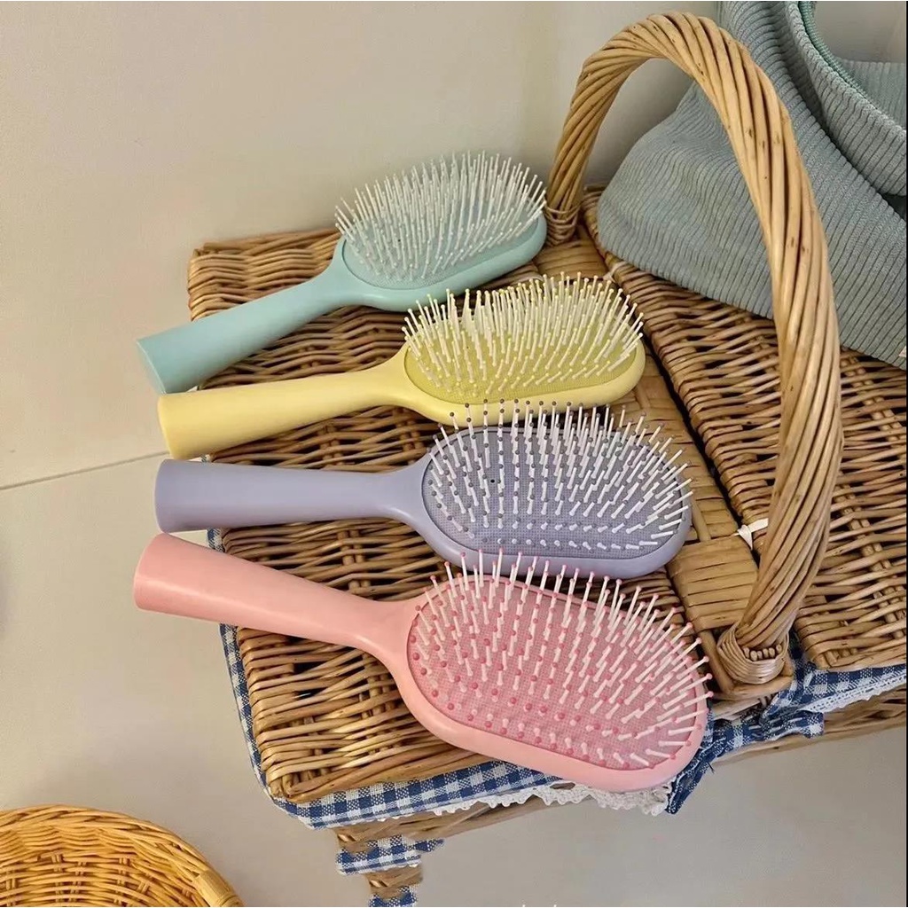 Ins หวีเบาะลม หวีแปรง มี 4 สีให้เลือก พร้อมส่ง