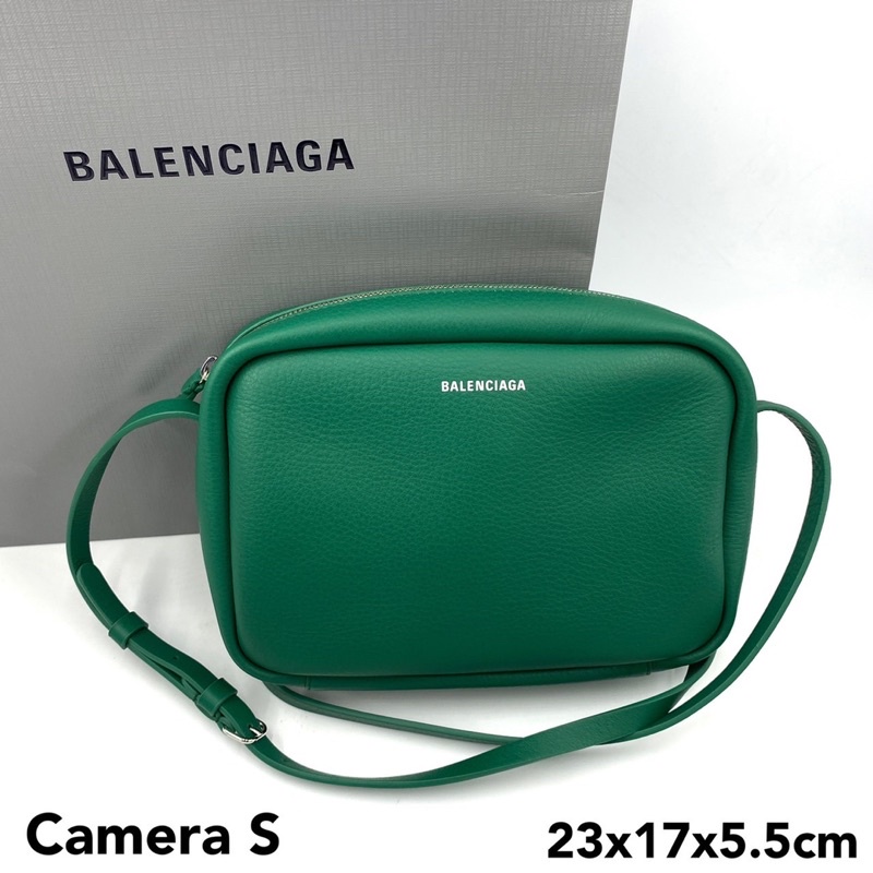 CLEARANCE SALE!! Balenciaga Camera S Bag Crossbody สีเขียว กระเป๋า บาเลนเซียก้า ของแท้ ส่งฟรี EMS ทั้งร้าน