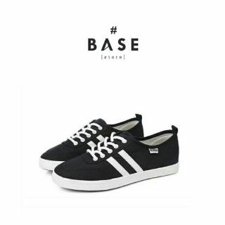 BASE SHOES พร้อมส่งเหลือ2คู่สุดท้าย