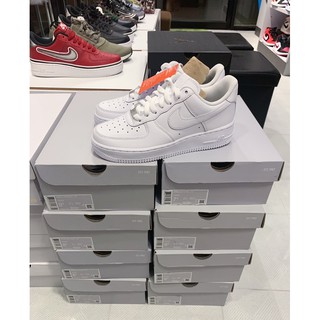 2 2 ลดอีก 200 ใส่ MS200FEB พร้อมส่ง ของแท้100Nike Air Force 1 '07 TRIPLE WHITE img 3