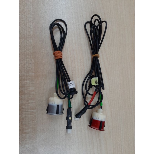 เซ็นเซอร์ที่ย้อนกลับของ PROTON ส่วนที่ไม่มี: PW950267 และ PW950268 คานินและกิริ. ภาค 100% บารุ