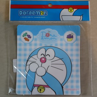 แผ่นติด ป้าย ภาษี พรบ ลาย Doraemon แผ่น ป้ายพลาสติก โดเรม่อน ติดกระจก แผ่นป้าย โดราเอมอน สติ๊กเกอร์ สูญญากาศ กระจกหน้ารถ