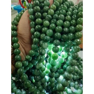 หยกพม่าแท้jadeite type A สีเขียวฉ่ำๆ ขนาด11mm.