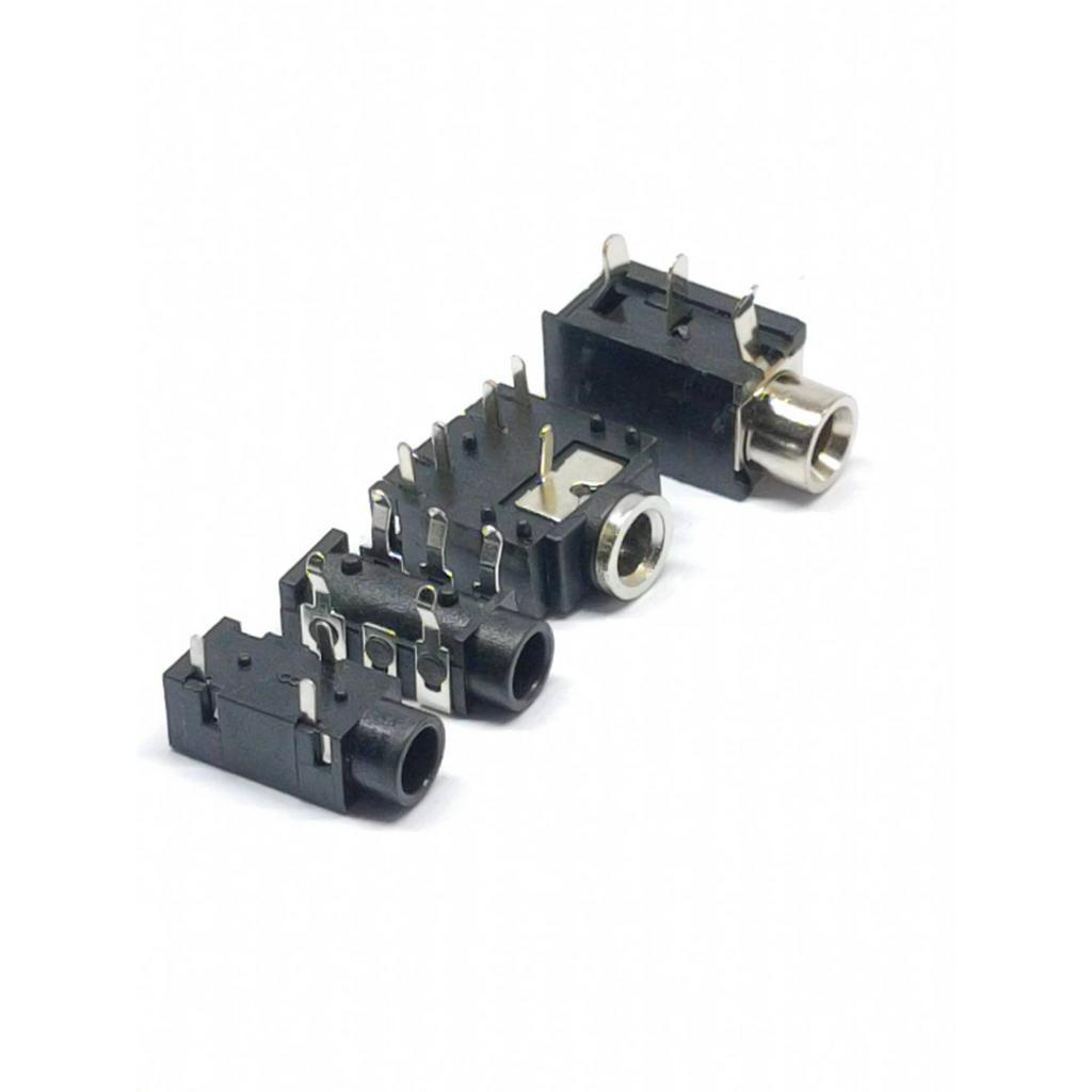 1ชิ้น แจ็คตัวเมีย 3.5mm ,ซ็อกเก็ตเชื่อมต่อ 3.5mm,แจ็คหูฟังตัวเมียติดเครื่อง