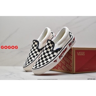 Vans รองเท้าผ้าใบลําลอง แบบสวม คลาสสิก เข้ากับทุกการแต่งกาย 9H 10G