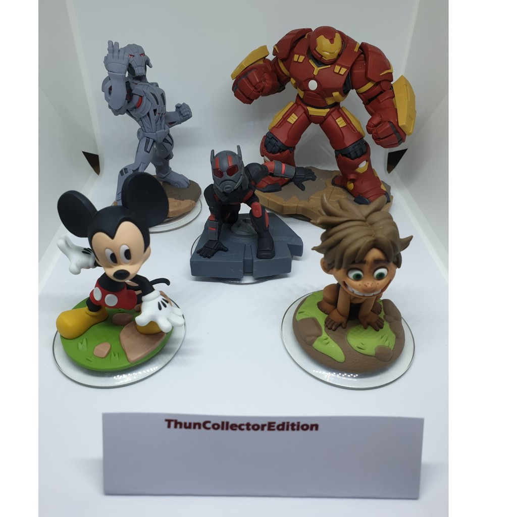 Disney Infinity 3.0 and 3.0 Marvel figure